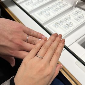 【アイプリモ(I-PRIMO)の口コミ】 指輪はまずは好きな土台を選んで、ランクが様々なダイヤモンドを選んで指…