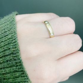 【NIESSING(ニーシング)の口コミ】 いくつかパターンを選べるセミオーダーを選びました。エタニティリングを…