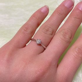 【銀座ダイヤモンドシライシの口コミ】 大きさや輝きや色をこだわりや予算で組み合わせることができ、納得いくも…