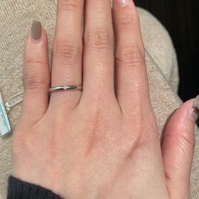 【銀座ダイヤモンドシライシの口コミ】 アノリューシリーズは
ダイヤの留め方　リングの幅　仕上げ方いろいろ
自…