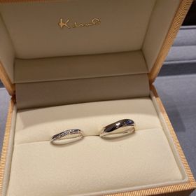 【ケイウノ ブライダル(K.UNO BRIDAL)の口コミ】 フルオーダーでデザインできる点で、ケイウノさんに興味が湧きました。
実…