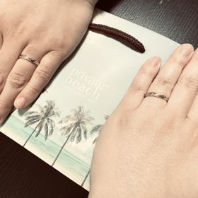 【PRIVATE BEACH(プライベートビーチ)の口コミ】 ペアリングもハワイアンジュエリーだったので、結婚指輪もハワイアンジュ…