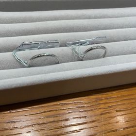 【アネリディギンザ(ANELLI DI GINZA)の口コミ】 長くつけるものなので、シンプルでなおかつ控えめにダイヤが入って少しキ…