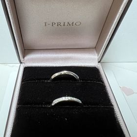 【アイプリモ(I-PRIMO)の口コミ】 結婚指輪感のシンプル感もありつつエタニティ感もあり理想の指輪でした。
…