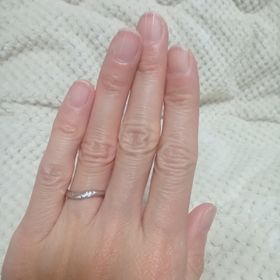 【TOWAIYOU(トワイユ)の口コミ】 ウェ〜ブ型のデザインと、価格がお手頃だった点。ダイヤが好きなのだが、…