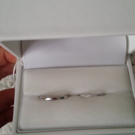 【garden(ガーデン)の口コミ】 シンプルなデザインですが、指に馴染んでしっくりきてこれだと思い決めま…