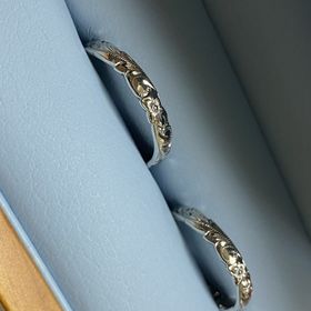 【Local Brand(ローカルブランド)の口コミ】 お互いハワイが好きで、指輪はハワイアンジュエリーが良いと決めていまし…