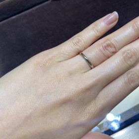 【ティファニー(Tiffany & Co.)の口コミ】 シンプルなものが1番！という方にはとってもおすすめです。色もデザインも…