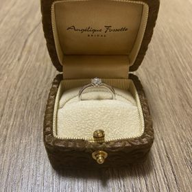 【アンジェリックフォセッテ(Angelique Fossette)の口コミ】 品質がしっかりとしているのに、費用を抑えることができる点が購入の決め…