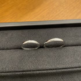 【ティファニー(Tiffany & Co.)の口コミ】 憧れのティファニーで結婚指輪購入しました。
一度下見に行き、ダイヤモン…