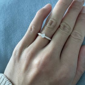 【ショーメ(CHAUMET)の口コミ】 メレダイヤモンドとしずく型のダイヤモンド、ピンクゴールドの組み合わせ…