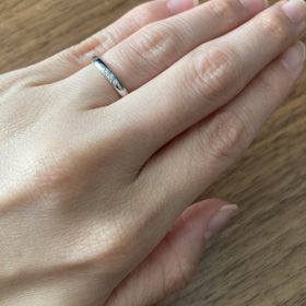 【ラザール ダイヤモンド(LAZARE DIAMOND)の口コミ】 長く使うものなので、シンプルなデザインにしようと夫と話していました。…