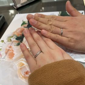 【ヴァンドーム青山(VENDOME AOYAMA)の口コミ】 素敵、可愛い、シンプルで上品で選びました。
担当の方がとても親切で、相…