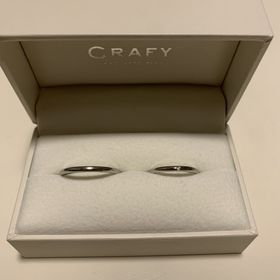 【CRAFY(クラフィ)の口コミ】 価格やデザイン。シンプルな指輪がよかったが、スタッフさんに相談し一緒…