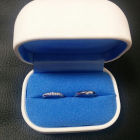 【銀座ダイヤモンドシライシの口コミ】 たくさんの選択がある中で決め手になったのは、
流れるようなダイヤモンド…