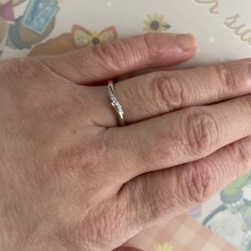 【アイプリモ(I-PRIMO)の口コミ】 まず価格帯が合っていたこと。そしてデザイン。ウェーブがかっているデザ…