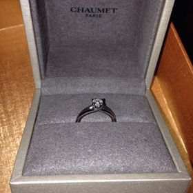 【ショーメ(CHAUMET)の口コミ】 このブランドの指輪が欲しくて、ある程度のデザインは決めて行きましたが…