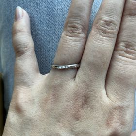 【ケイウノ ブライダル(K.UNO BRIDAL)の口コミ】 ディズニーデザインもありましたが彼から頂いた婚約指輪にたくさんディズ…