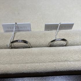 【TRECENTI(トレセンテ)の口コミ】 こちらの指輪は、着け心地がまず段違いでよかったです。
毎日、長く付け続…