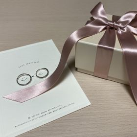 【アイプリモ(I-PRIMO)の口コミ】 購入した指輪はつけ心地が良く、つけた時にも指が長くみえるデザインだっ…