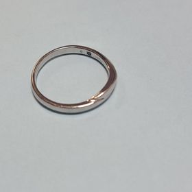 【銀座ダイヤモンドシライシの口コミ】 他のブランドも見る予定だったが、一番目に入った銀座ダイアモンドシライ…