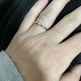 【RosettE(ロゼット)の口コミ】 シンプルだが、個性的な指輪を探していたのでちょうど良い商品が見つかり…