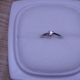 【俄(にわか)の口コミ】 様々な指輪をお試ししました。まずはせっかくするのだから、いわゆる婚約…