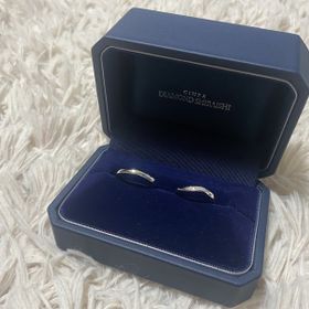 【銀座ダイヤモンドシライシの口コミ】 予定していたのはシンプルな指輪ですが、実際に見る中で可愛いお気に入り…