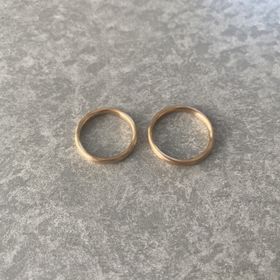 【俄(にわか)の口コミ】 「ゴールドに変更できるもの」ではなく、もともとがゴールドのものとして…