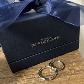【銀座ダイヤモンドシライシの口コミ】 他にあまりないデザインと、つけたときに馴染んだものにしました。長くつ…