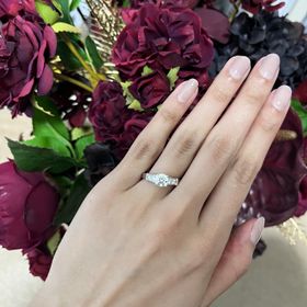 【KYRAH(キイラ)】の口コミ ３０代になる節目として一粒ダイヤを探していたのですが、ドンピシャなデザ...