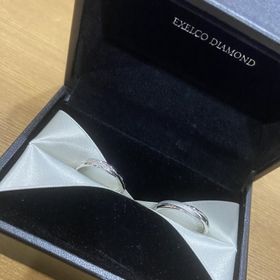 【エクセルコダイヤモンド(EXELCO DIAMOND)の口コミ】 もともと海外ブランドの太めの指輪を探していました。
しかし実際に店舗に…