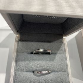 【CAFERING(カフェリング)の口コミ】 他社さんも見に行きましたが、着け心地がとても良いです！
旦那さんが普段…