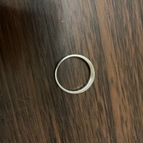 【ブルガリ(BVLGARI)の口コミ】 デザインが何よりも気に入りました。
また名の知れたブランドということも…