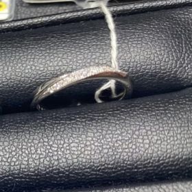 【銀座ダイヤモンドシライシの口コミ】 歳を重ねても、飽きずに着けていられそうで、なおかつデザインがシンプル…