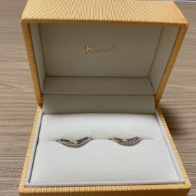 【ケイウノ ブライダル(K.UNO BRIDAL)の口コミ】 コンビネーションのデザインが欲しくて探していて、別のブランドの指輪も…