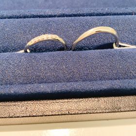 【4℃ BRIDAL(ヨンドシーブライダル)の口コミ】 価格もちょうどよくて、デザインも好みのものがたくさんありました。
悩み…