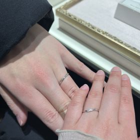 【LEGAN(レガン)の口コミ】 指にあった細身の指輪を提案してもらいました。細くて指に馴染むことと、…