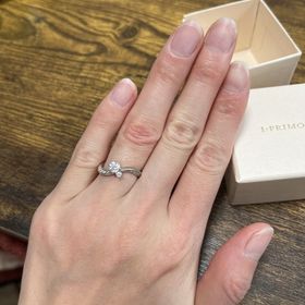 【アイプリモ(I-PRIMO)の口コミ】 こちらの指輪は彼に買ってもらいました。元々どんな指輪がいいか(大きいダ…