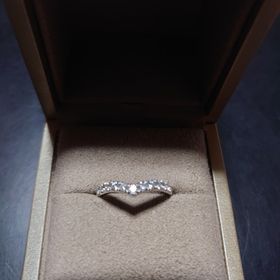 【和光ブライダルブティックギンザの口コミ】 指輪のデザインがとても素敵で、見た瞬間にこれにしようと思いました。つ…