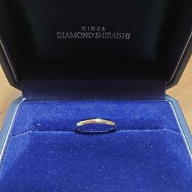 【銀座ダイヤモンドシライシの口コミ】 シンプルなデザインの指輪が欲しく、アフターサービスの充実度を重視し探…