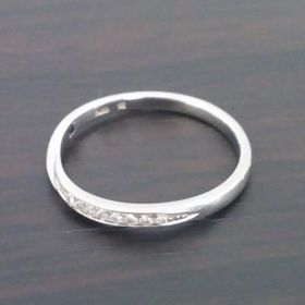 【俄(にわか)の口コミ】 いろいろ悩みましたが、程よく和を感じる俄で買いたいと思いました。
最初…