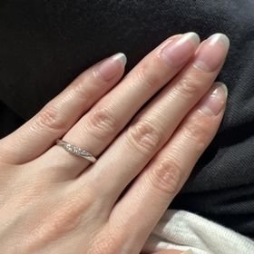 【銀座ダイヤモンドシライシの口コミ】 「Illumity」という商品に決めたのは、
ダイヤが派手すぎないので普段使い…