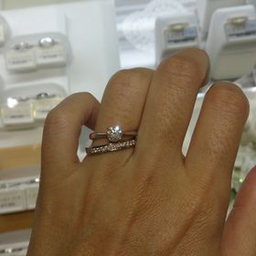 【宝寿堂(ほうじゅどう)の口コミ】 カルティエやティファニーなどのハイブランドからデパートの４℃やヴァンド…