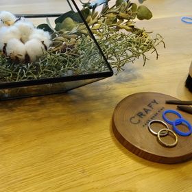 【CRAFY(クラフィ)の口コミ】 指輪の材料は最初はプラチナを検討しましたが、普段あまり見ないブラック…