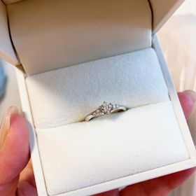 【et.lu(エトル)】の口コミ 指が綺麗に見えるデザインと、着け心地に惹かれました。リングの細さなども...