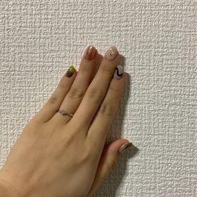 【1122 iifuufu bridal(いい夫婦ブライダル)の口コミ】 シンプルなデザインで探していました。
事前に目星をつけていきましたが、…