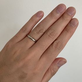 【4℃ BRIDAL(ヨンドシーブライダル)の口コミ】 価格帯もリーズナブルであり、デザインも男性用も女性用もシンプルかつ素…