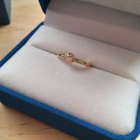 【GALA JEWELRY(ガラジュエリー)の口コミ】 接客していただいた店員さんの感じがよく、知識も豊富で、閉店後まで根気…