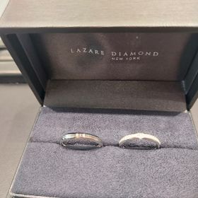 【ラザール ダイヤモンド(LAZARE DIAMOND)の口コミ】 デザイン性と、ダイヤモンドの輝きで決めました！
担当してくれた方も対応…